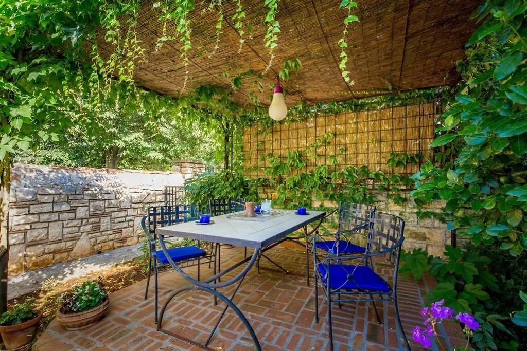 בית נופש פורץ Villa Lidija