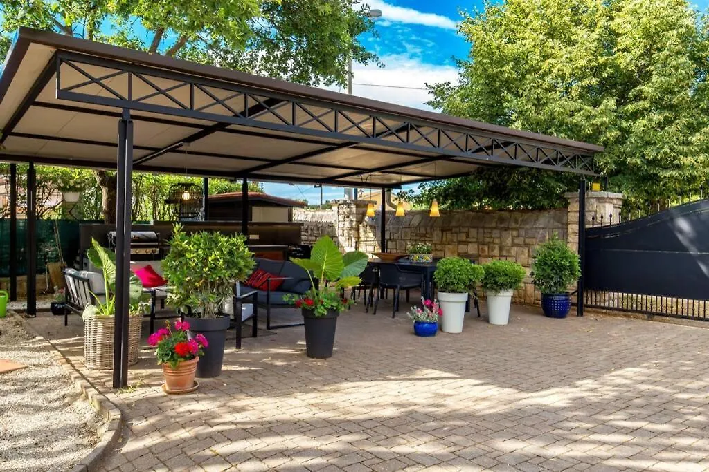 פורץ Villa Lidija בית נופש